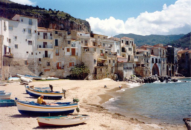 From Palermo: Monreale and Cefalù Half-Day Trip - Who should book this half-day trip?