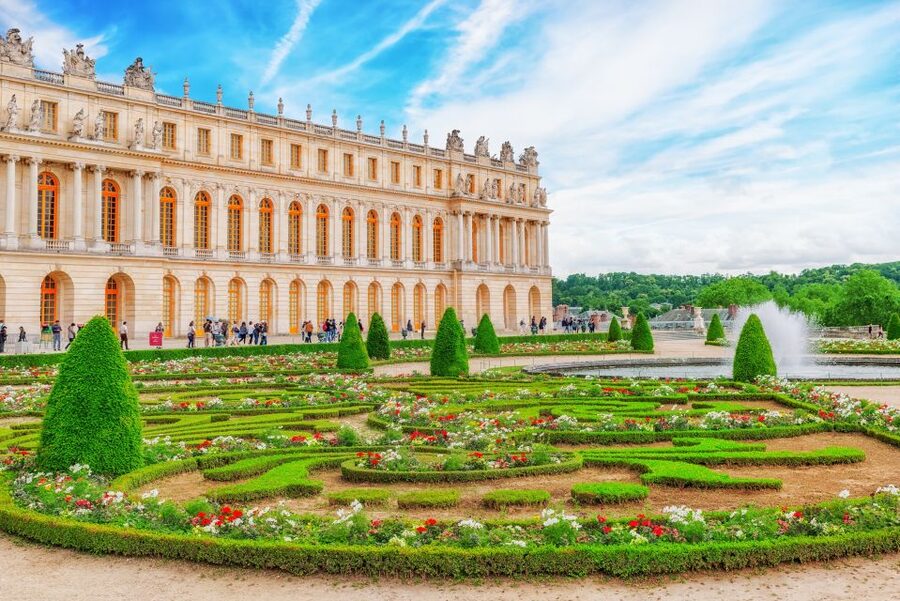 From Paris: Giverny and Versailles Palace Guided Day Trip - Why pairing Giverny and Versailles works