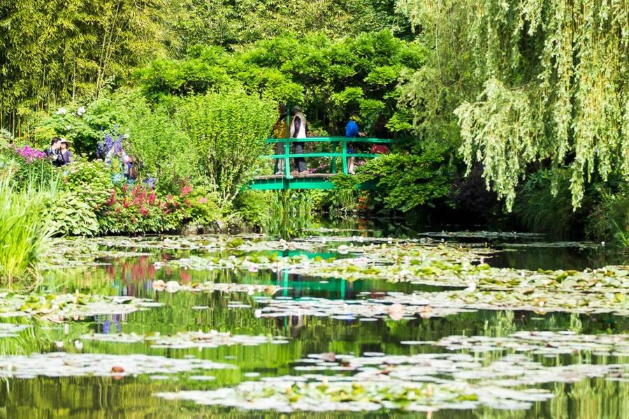 From Paris: Guided Day Trip to Monet's Garden in Giverny - Who will enjoy this half-day trip
