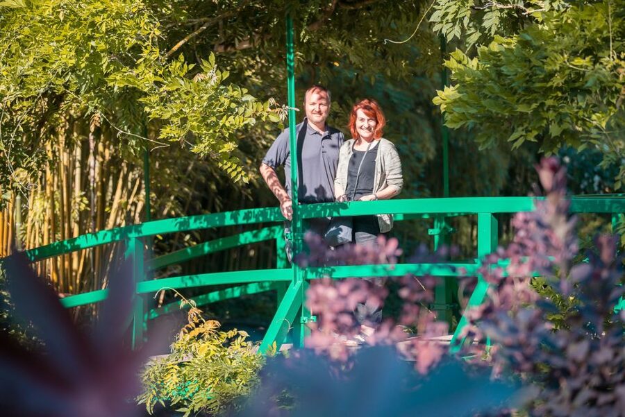 From Paris: Guided Day Trip to Monet's Garden in Giverny - The flower garden, Monet’s first great welcome