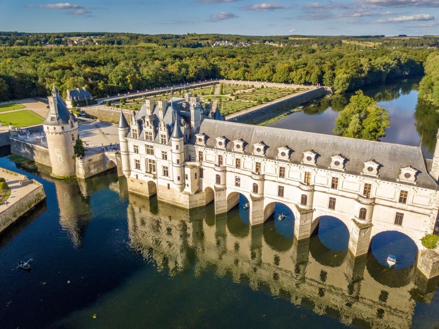 From Paris: Loire Valley Castles Day Trip With Wine Tasting - What $104 buys you