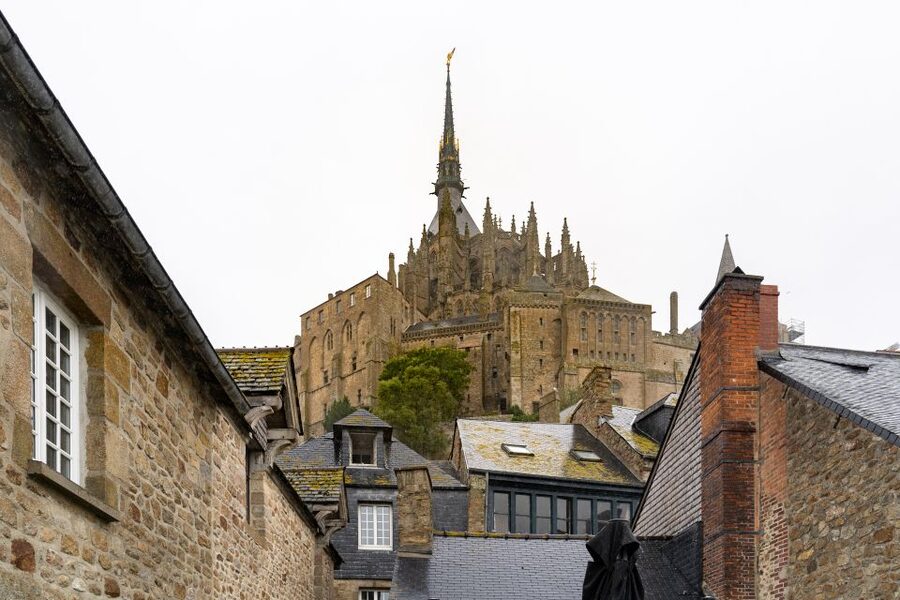 From Paris: Mont Saint Michel Day Trip with a Guide - Why Mont Saint-Michel is worth the long ride