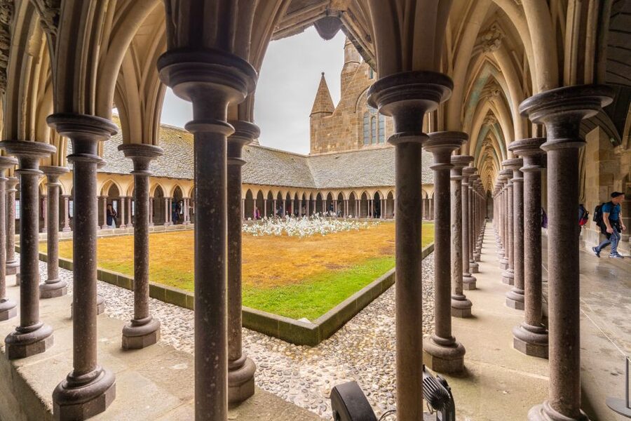 From Paris: Mont Saint Michel Day Trip with a Guide - The long coach ride from Paris