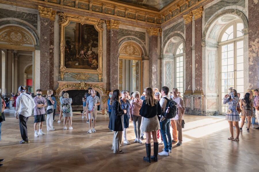 From Paris: Versailles Full-Day Trip by Train - The gardens and the one-hour pause