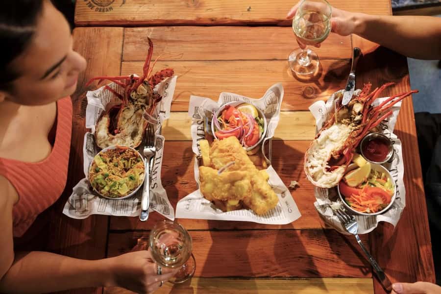 From Perth: Pinnacles Lobster Shack and Yanchep Day Trip - Yanchep treats, wildlife and local produce