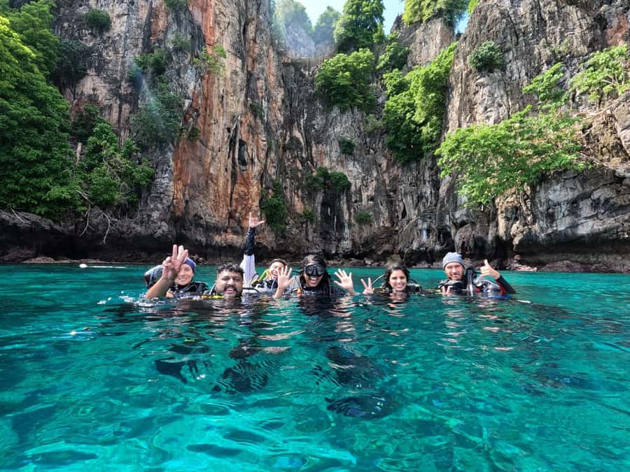 From Phi Phi: Beginner Scuba Diving Day Trip with 2 Dives - Meeting near Phi Phi Pier and getting ready