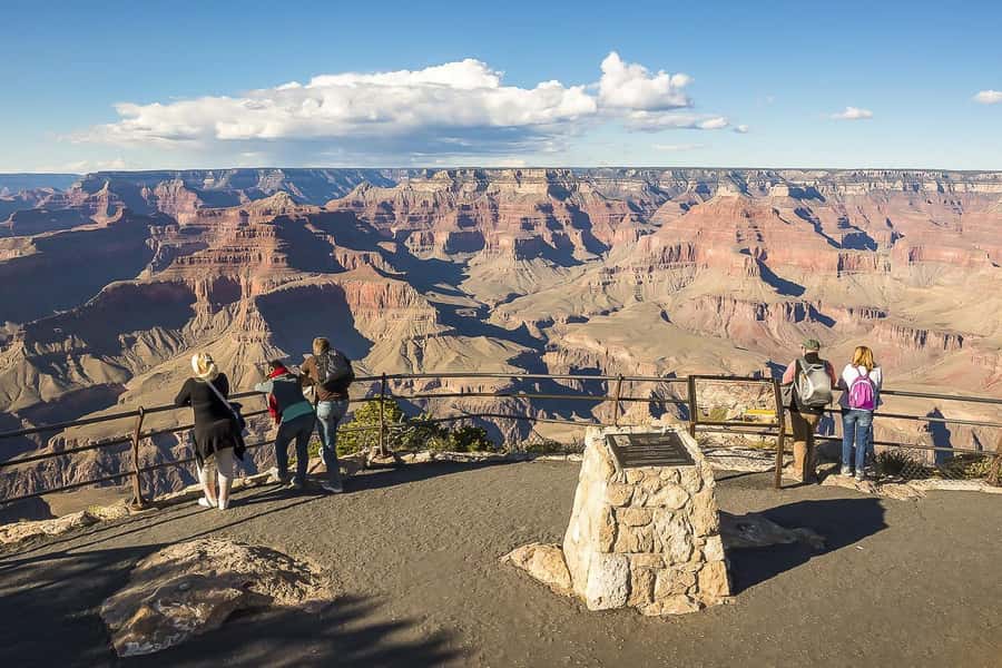 From Phoenix: Grand Canyon, Sedona, and Oak Creek Day Trip - The long road from Phoenix to the Grand Canyon