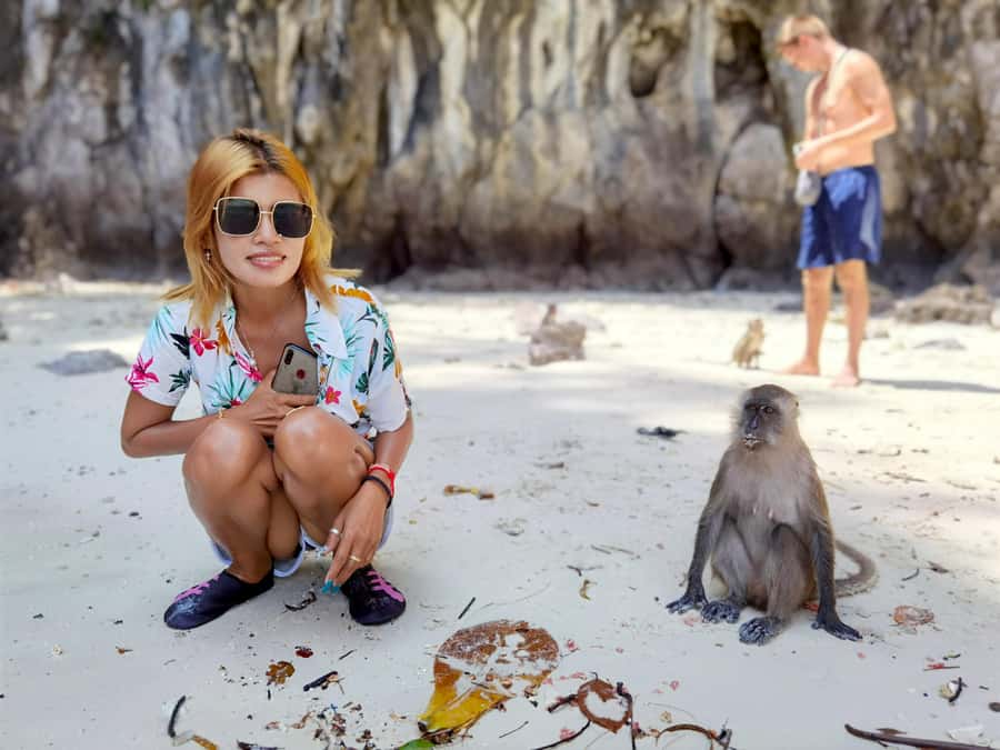 From Phuket: Day Trip to Phi Phi with Private Longtail Tour - Pileh Lagoon and the best water views