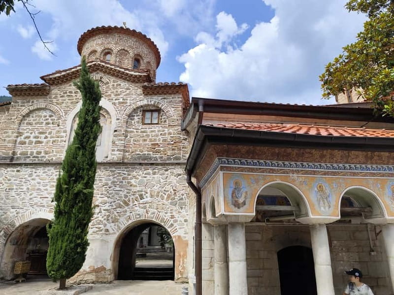 From Plovdiv: Wonderful Bridges and Rhodope Cuisine Day Trip - Guides who make the long day easier