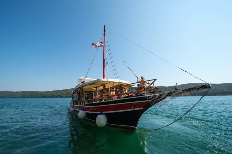 From Poreč: Boat Day Trip to Rovinj with Fish Lunch - Sailing out of Poreč on the Kristofor