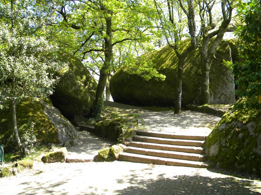 From Porto: Wonders of Braga & Guimaraes Private Day Trip - Nossa Senhora da Oliveira Square and the Old Town