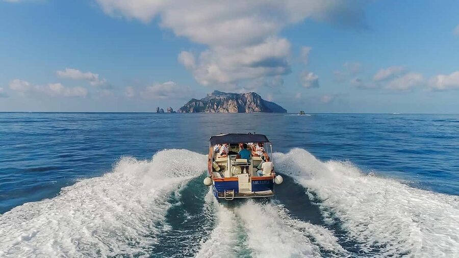 From Positano: Day trip to Capri - Group Tour by boat - Seeing Capri from the water