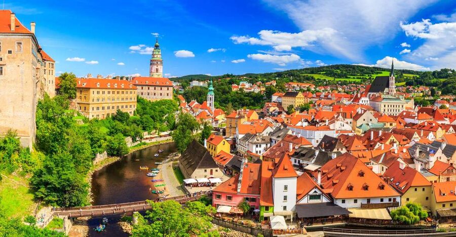From Prague: Full-Day Trip to Český Krumlov - Why Český Krumlov earns a full day from Prague