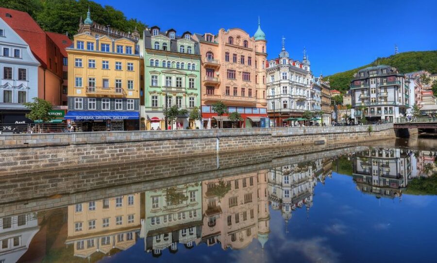From Prague: Karlovy Vary Guided Day Trip - Tasting the Mineral Springs