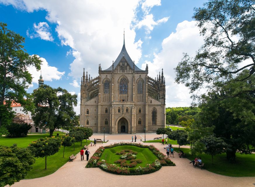 From Prague: Kutná Hora Day Excursion with Bone Church - What the $53 price really covers