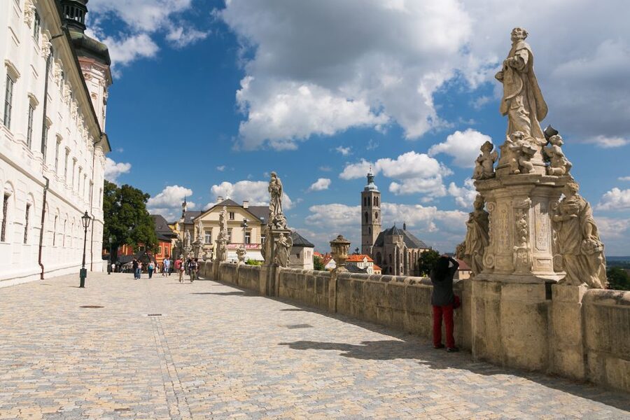 From Prague: Kutná Hora Day Excursion with Bone Church - Meeting in central Prague and riding to Kutná Hora
