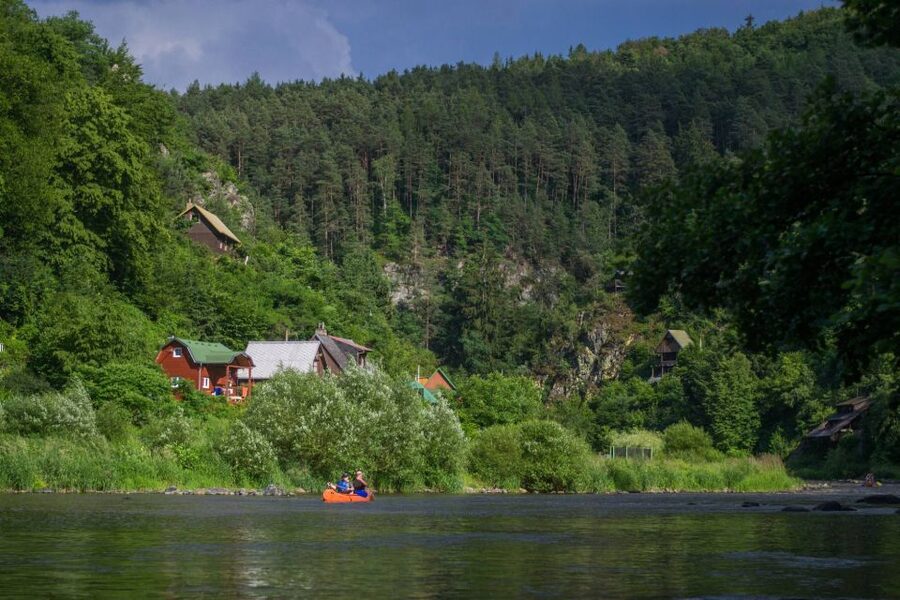 From Prague: Sazava River Canoe Day Trip for All Levels - Lunch, beer, and a welcome pause