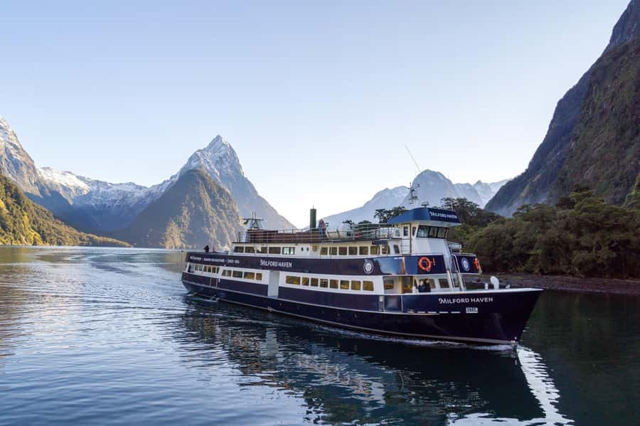 From Queenstown: Milford Sound Cruise and Coach Day Trip - Key points at a glance