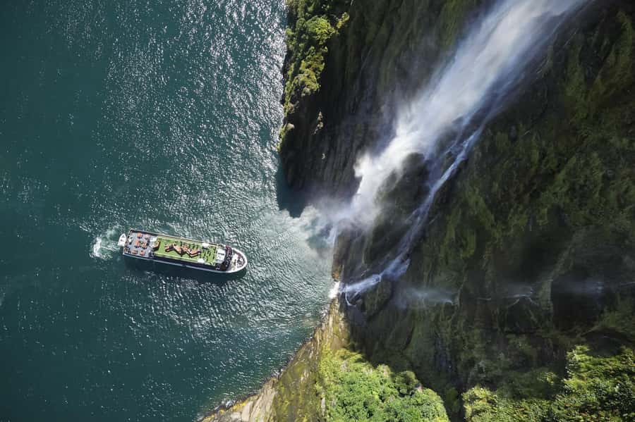 From Queenstown: Milford Sound Cruise and Coach Day Trip - Is $152 good value?