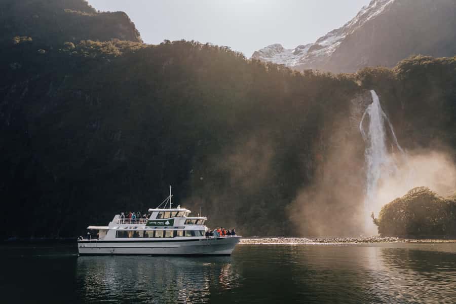 From Queenstown: Milford Sound Full-Day Trip by Plane & Boat - Why flying is the smart way to reach Milford Sound