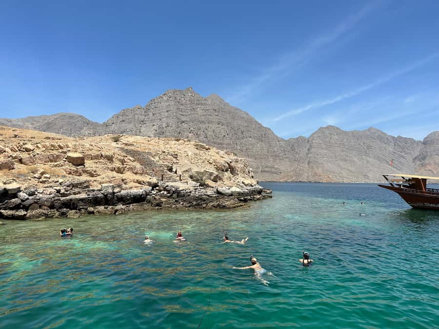 From Ras al Khaimah: Musandam Khasab Day Trip with Transfer - Six useful things to pack and check