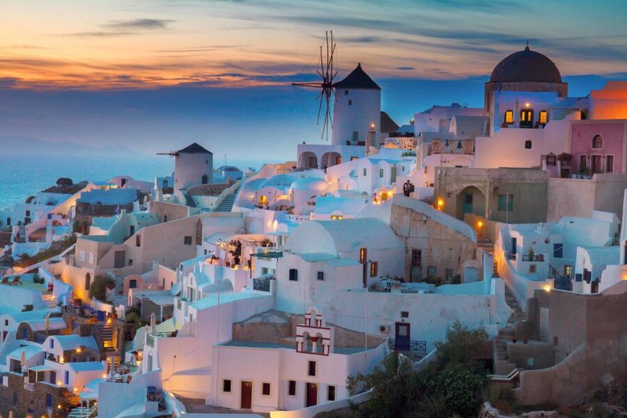 From Rethymno: Full-Day Trip to Santorini by Boat - Oia: the postcard stop with a tight clock