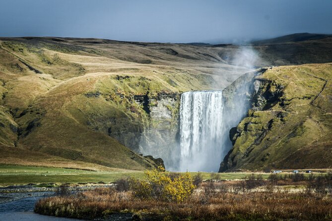 From Reykjavik: Glacier Hike, South Coast and Waterfalls Day Trip - Seljalandsfoss and Gljúfrabúi: a wet finish