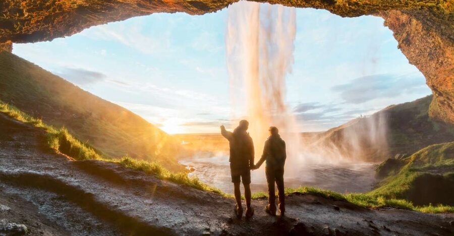 From Reykjavik: South Coast Full-Day Trip - The minibus from Reykjavik to the open coast