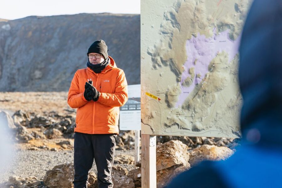 From Reykjavík: Volcanoes and Blue Lagoon Day Trip - The Fagradalsfjall walk and young lava