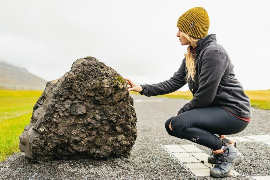From Reykjavík: Waterfalls, Black Beach & Glacier Day Trip - Guides, Group Size, and the Feel of the Day