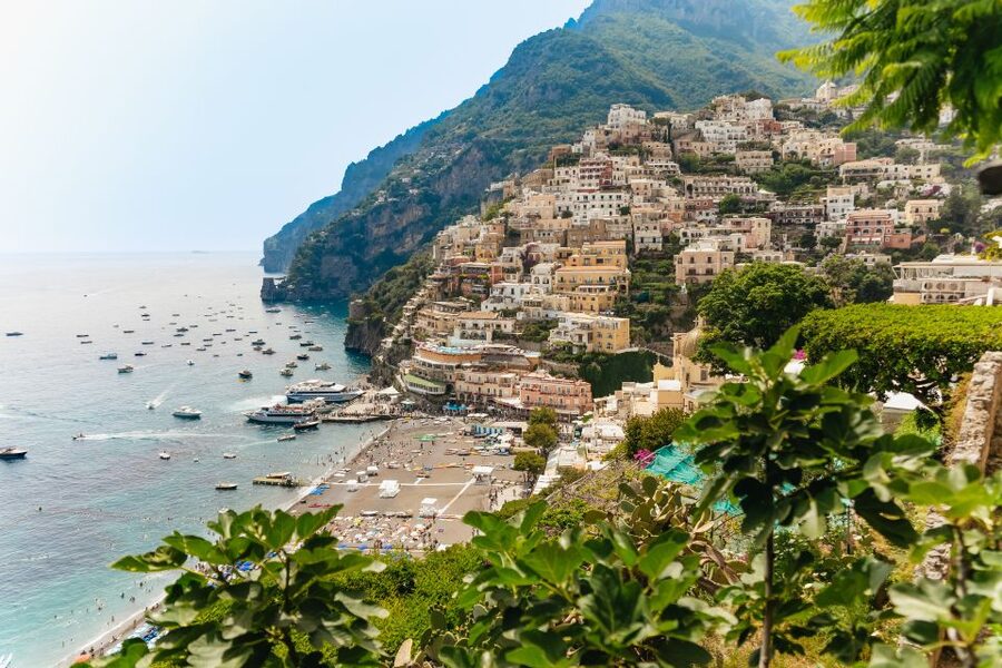 From Rome: Pompeii, Amalfi Coast and Positano Day Trip - Meeting the coach at Piazza del Popolo