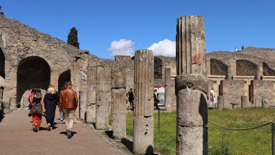 From Rome: Pompeii, Positano and Amalfi Coast Day Trip - The Amalfi Coast drive and the skill behind it