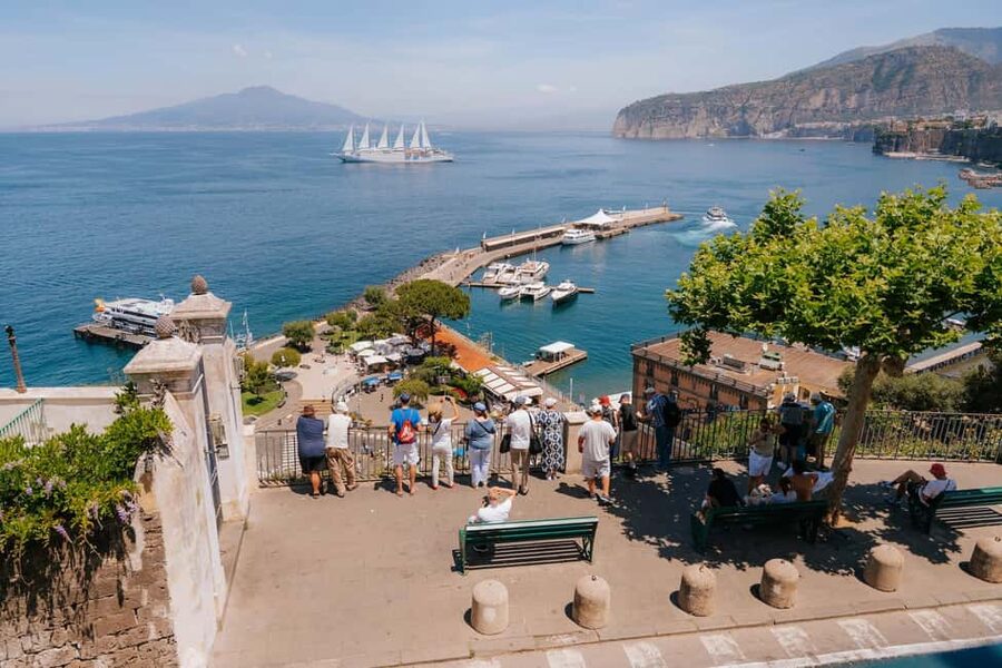 From Rome: Pompeii with Expert Guide & Amalfi Coast Day Trip - One long day from Rome to Campania