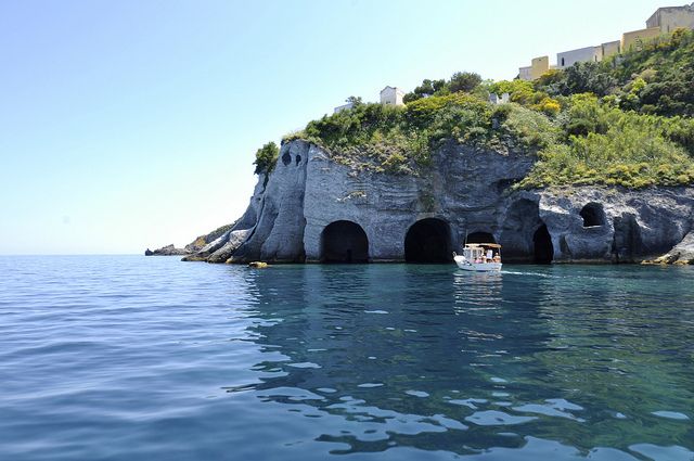 From Rome: Ponza Island Day Trip with Boat Excursion - Guides, group feel, and service