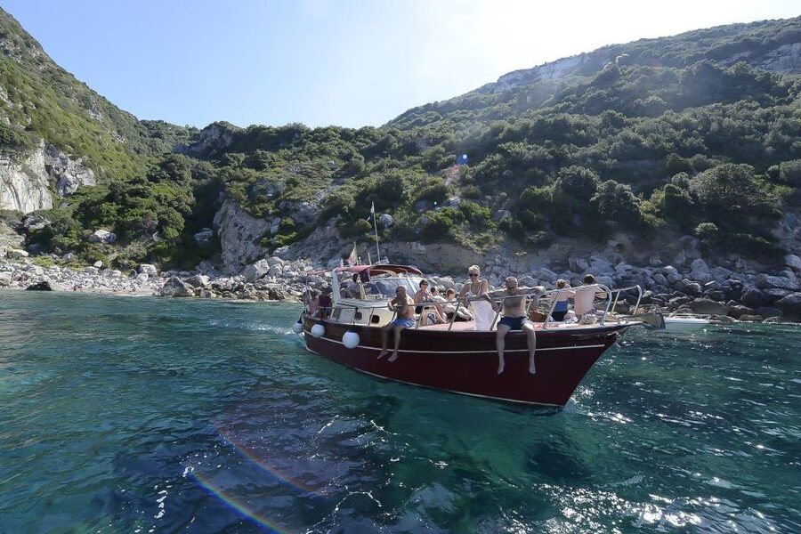 From Salerno: Day Trip to Amalfi Coast by Boat with Drinks - Meeting the crew at Salerno’s Molo Manfredi
