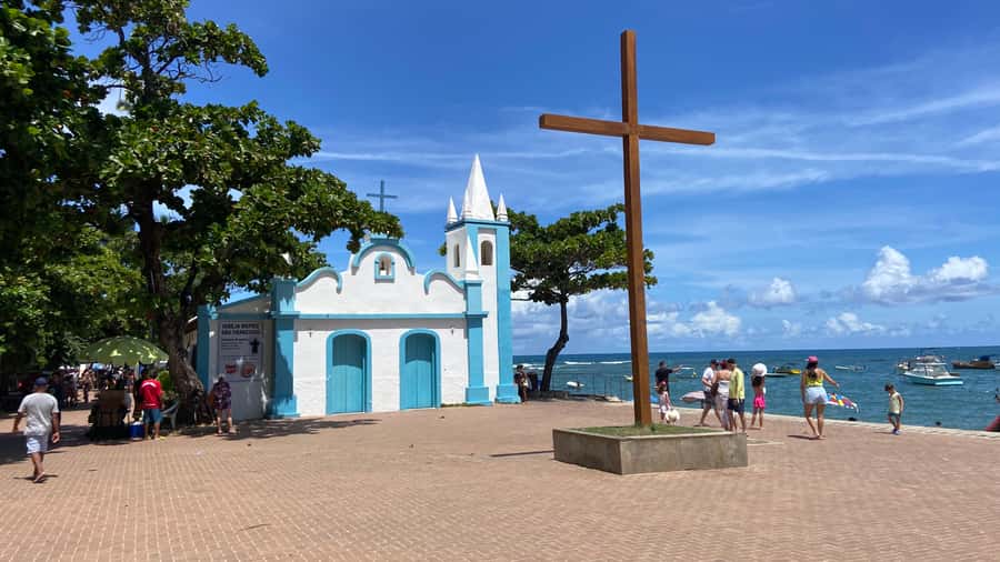 From Salvador: Praia do Forte & Guarajuba Beach Daytrip - Guides, languages, and the small-group feel