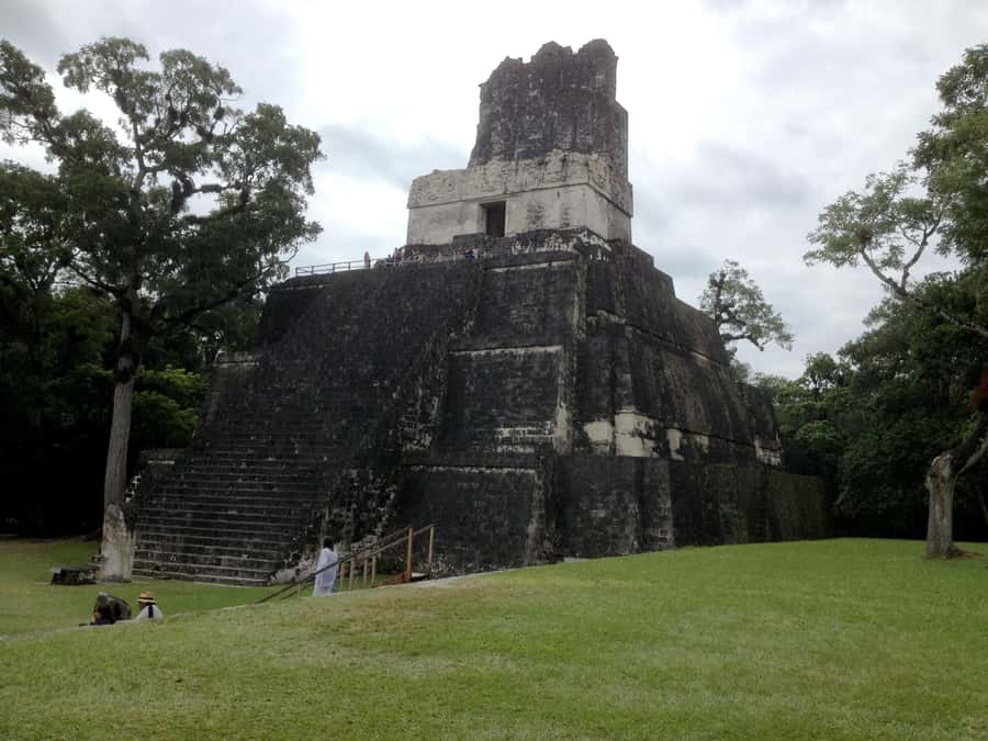 From San Ignacio: Tikal Maya Site Day-Trip with Local Lunch - Lunch at a local Guatemalan restaurant
