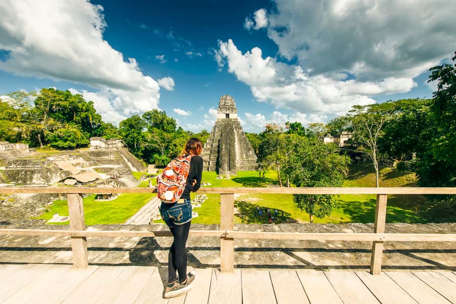 From San Ignacio: Tikal Maya Site Day-Trip with Local Lunch - The 7:00 AM pickup and the first border crossing