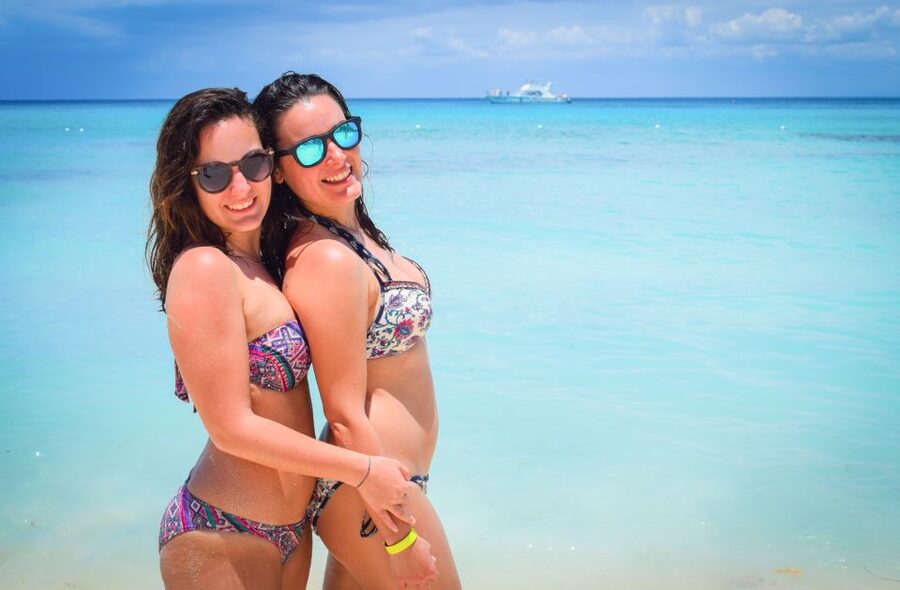 From Santo Domingo: Saona Island Day Trip w/ Lunch & Drinks - Saona Island, palms, and limited free time