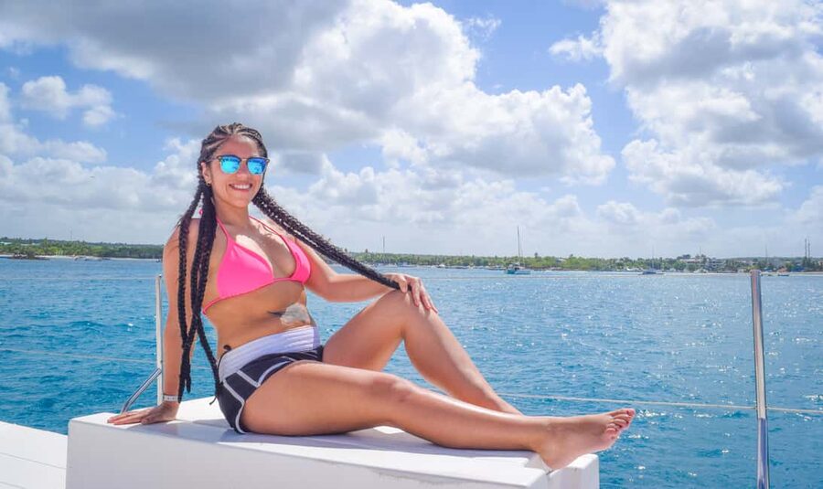 From Santo Domingo: Saona Island Day Trip w/ Lunch & Drinks - Speedboat ride across the Caribbean Sea