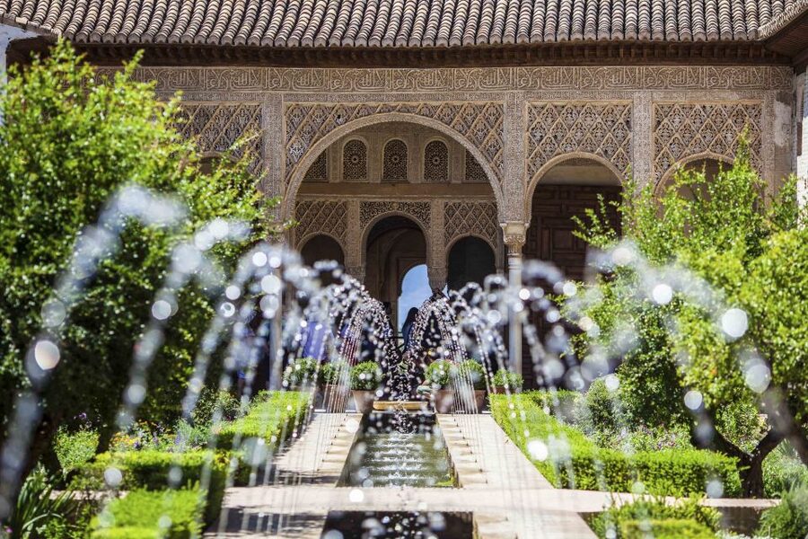 From Seville: Granada Day Trip with Alhambra and Albaicín - Walking, comfort, and who should book