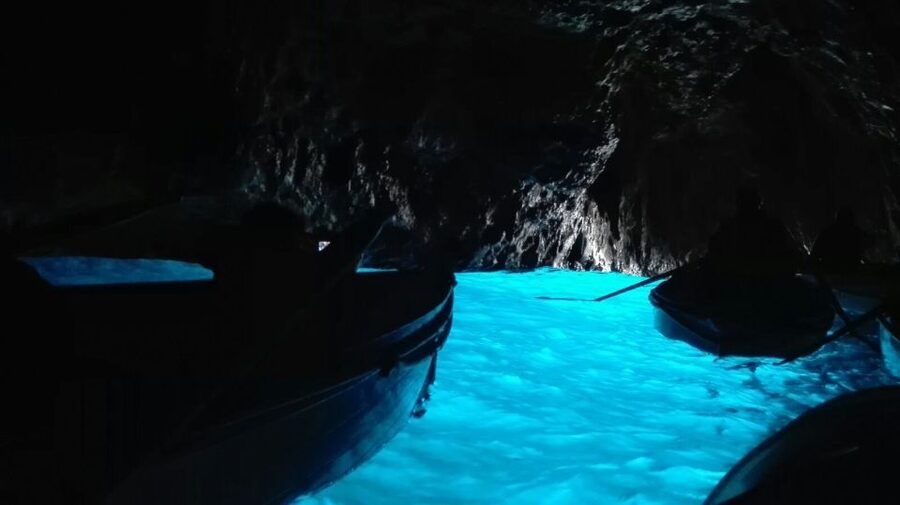 From Sorrento: Full-Day Trip to Capri and Blue Grotto - What the eight-hour schedule feels like