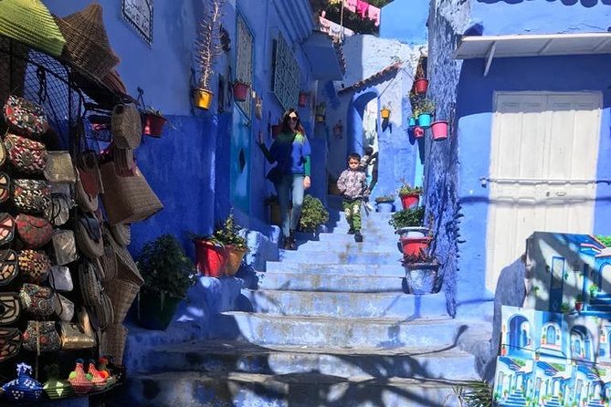 From Tangier: Special Day Trip to Chefchaouen and Tetouan - Is the walking manageable?