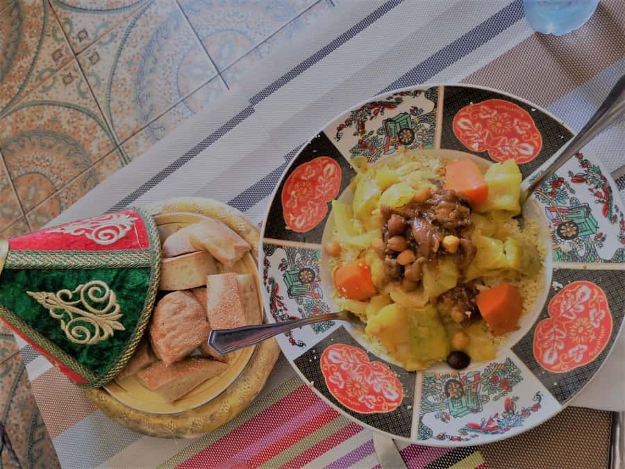 From Tarifa: Tangier Full-Day Trip with Lunch - Walking into the ancient medina