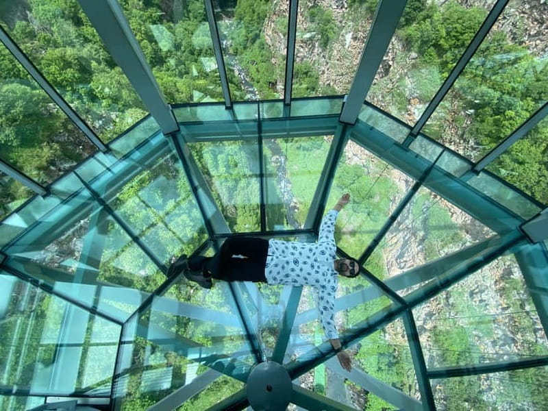 From Tbilisi: Diamond Bridge and Dashbashi Canyon Day Trip - Lunch and honey between the main sights
