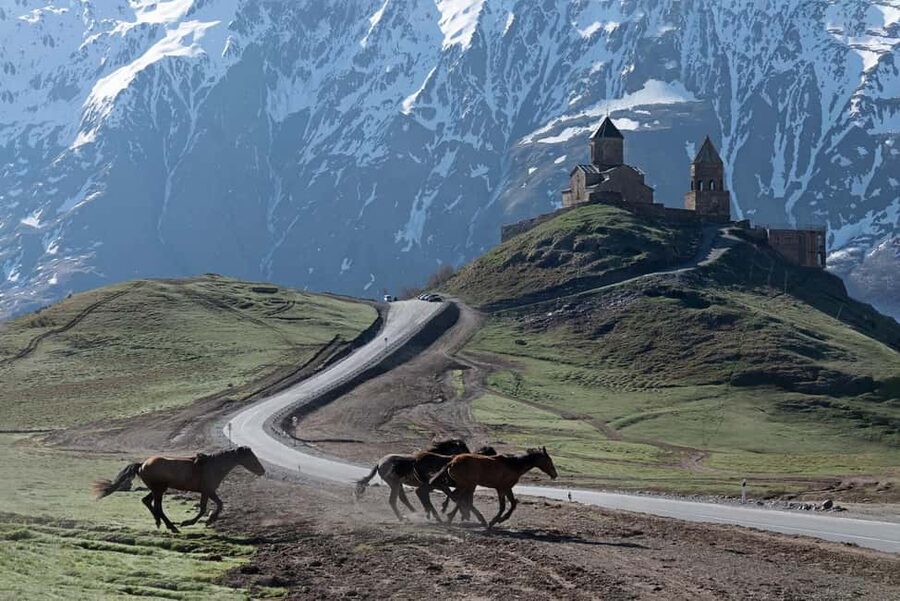 From Tbilisi: Kazbegi, Gudauri & Ananuri Day Trip - Ananuri Fortress gives the route its historical center