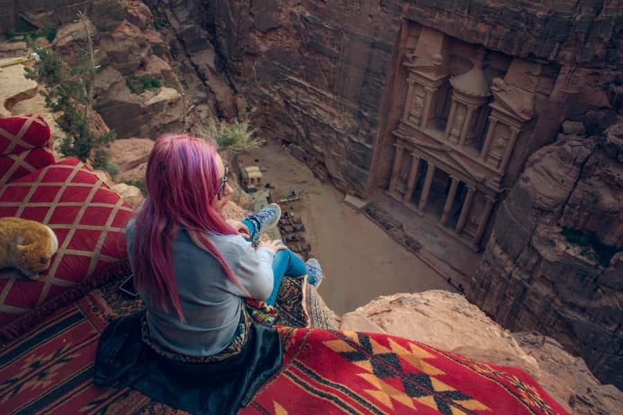 From Tel Aviv: Full-Day Trip to Petra with Roundtrip Flights - The optional horseback ride at the entrance