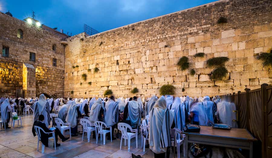 From Tel Aviv: Jerusalem Day Trip with Transfer - The Church of the Holy Sepulchre is the main finish
