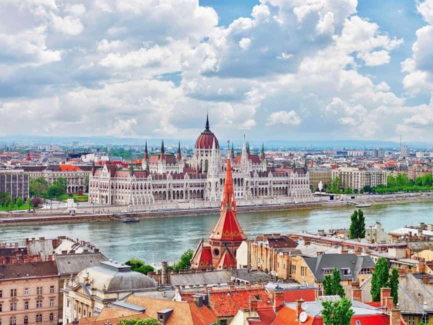 From Vienna: Bratislava and Budapest Guided Day Trip - A long Central European day from Vienna