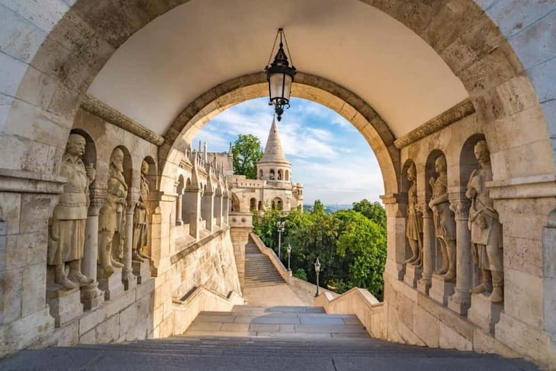 From Vienna: Budapest Group Day Trip - Citadella and the First Budapest View